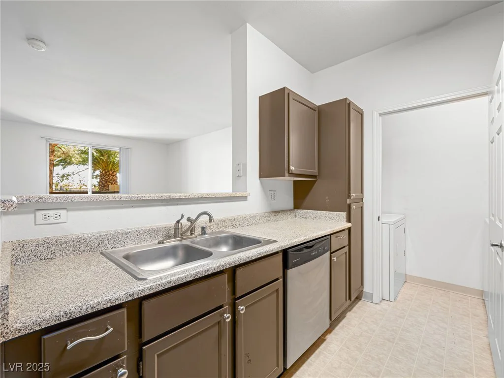 231 Horizon Ridge, Henderson, NV 89012