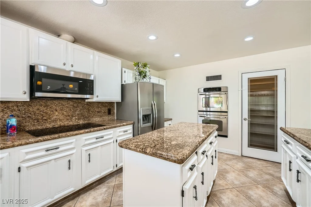 6315 Eldora, Las Vegas, NV 89146
