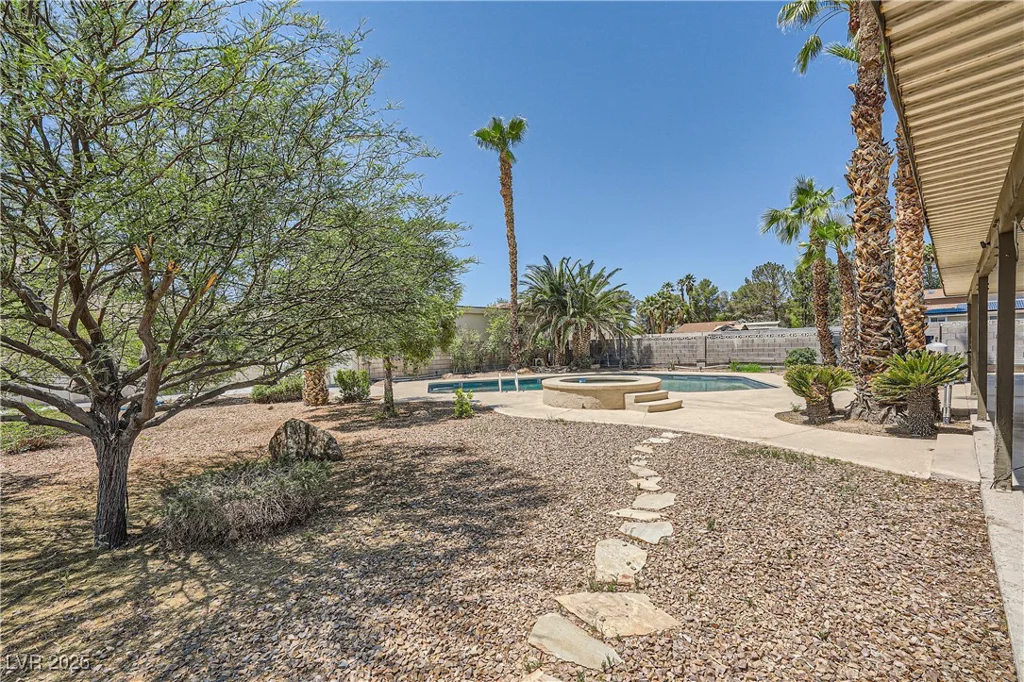 6315 Eldora, Las Vegas, NV 89146