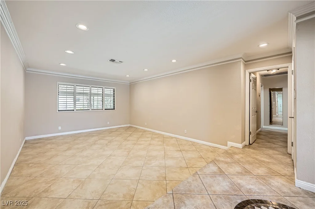 6315 Eldora, Las Vegas, NV 89146