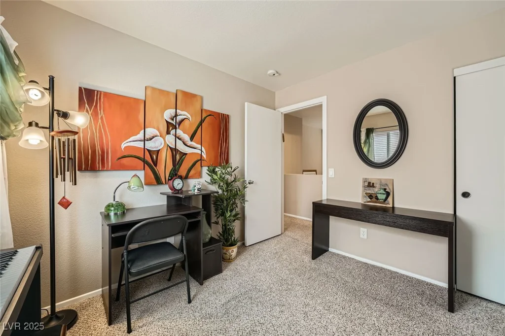 10456 Prairie Schooner, Las Vegas, NV 89129