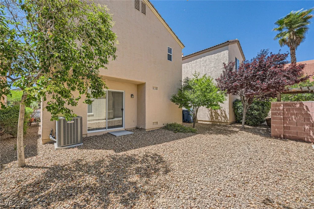 10456 Prairie Schooner, Las Vegas, NV 89129