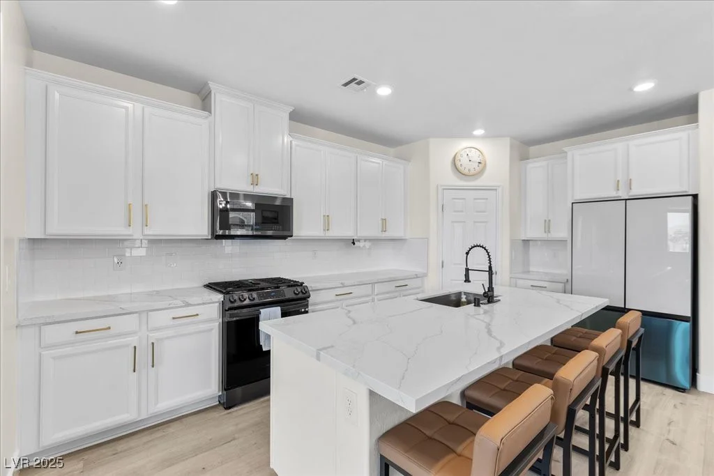 4030 Midnight Crest, North Las Vegas, NV 89031