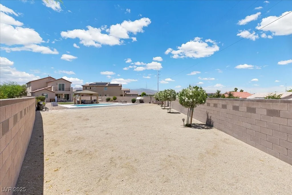 4030 Midnight Crest, North Las Vegas, NV 89031