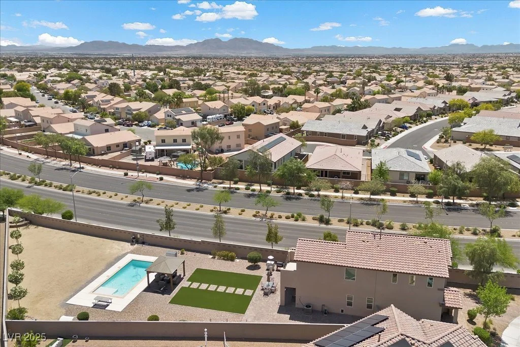 4030 Midnight Crest, North Las Vegas, NV 89031