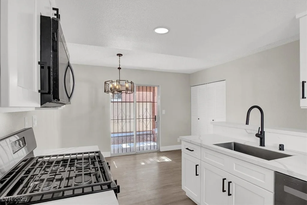 417 Lamb, Las Vegas, NV 89110