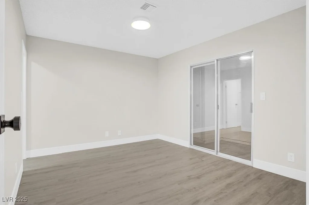 417 Lamb, Las Vegas, NV 89110
