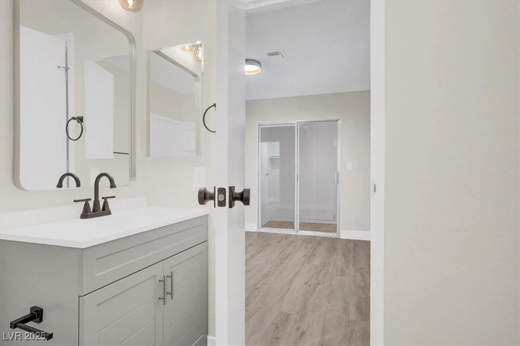 417 Lamb, Las Vegas, NV 89110