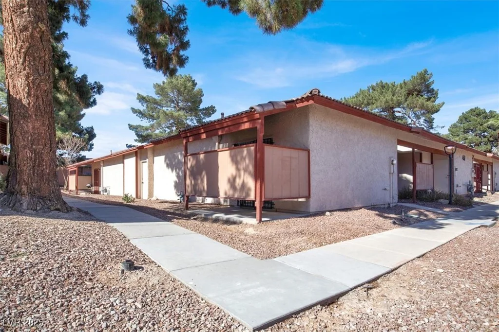 417 Lamb, Las Vegas, NV 89110