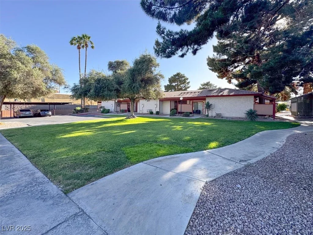 417 Lamb, Las Vegas, NV 89110
