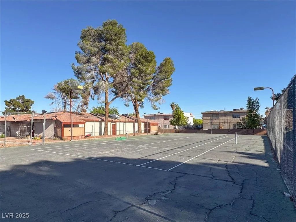417 Lamb, Las Vegas, NV 89110