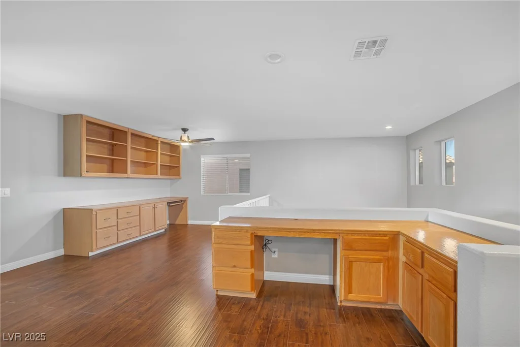 4562 Sparwood, Las Vegas, NV 89147