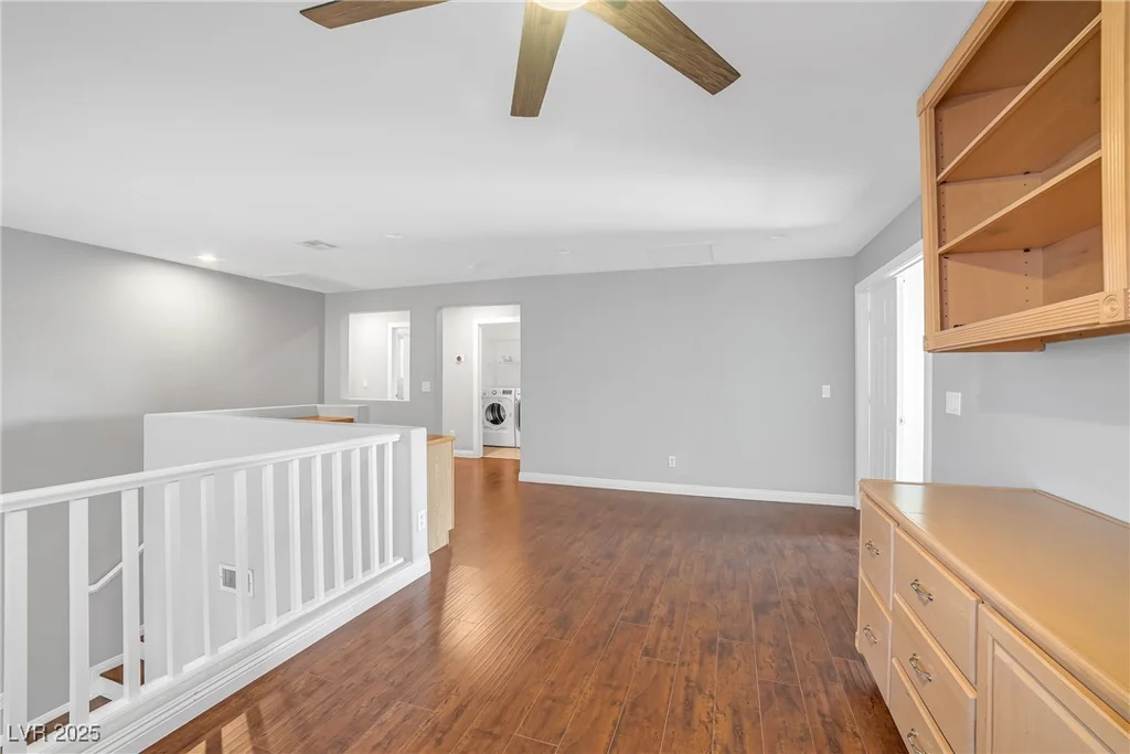 4562 Sparwood, Las Vegas, NV 89147