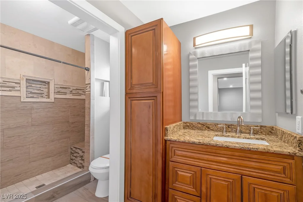 4562 Sparwood, Las Vegas, NV 89147
