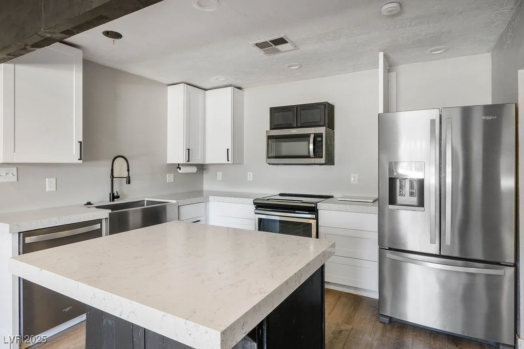 280 Gentry, Overton, NV 89040