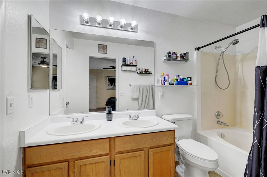 5236 Krista Alethea, North Las Vegas, NV 89031