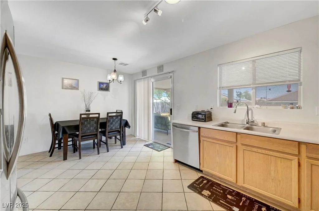 5236 Krista Alethea, North Las Vegas, NV 89031