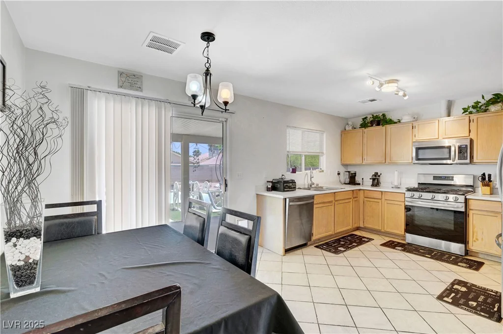 5236 Krista Alethea, North Las Vegas, NV 89031