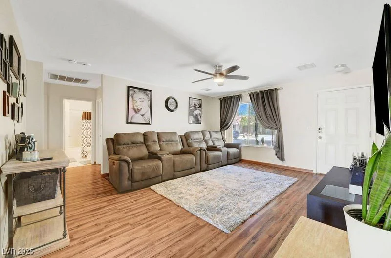 5236 Krista Alethea, North Las Vegas, NV 89031