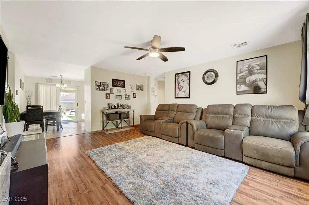 5236 Krista Alethea, North Las Vegas, NV 89031