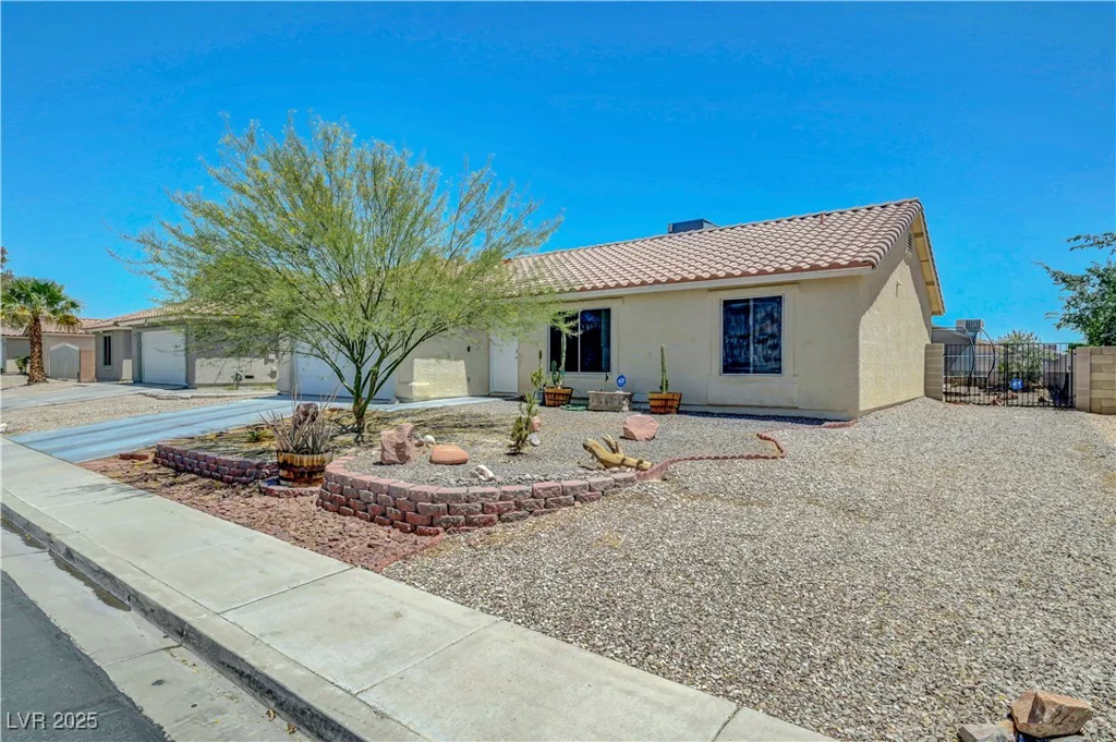 5236 Krista Alethea, North Las Vegas, NV 89031
