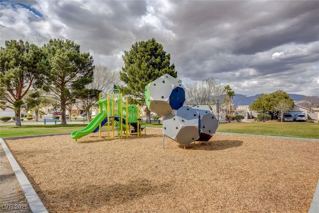 5236 Krista Alethea, North Las Vegas, NV 89031