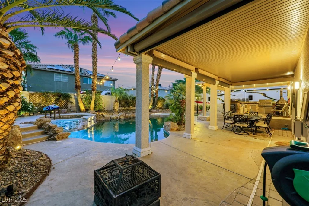 8224 Fawn Meadow, Las Vegas, NV 89149