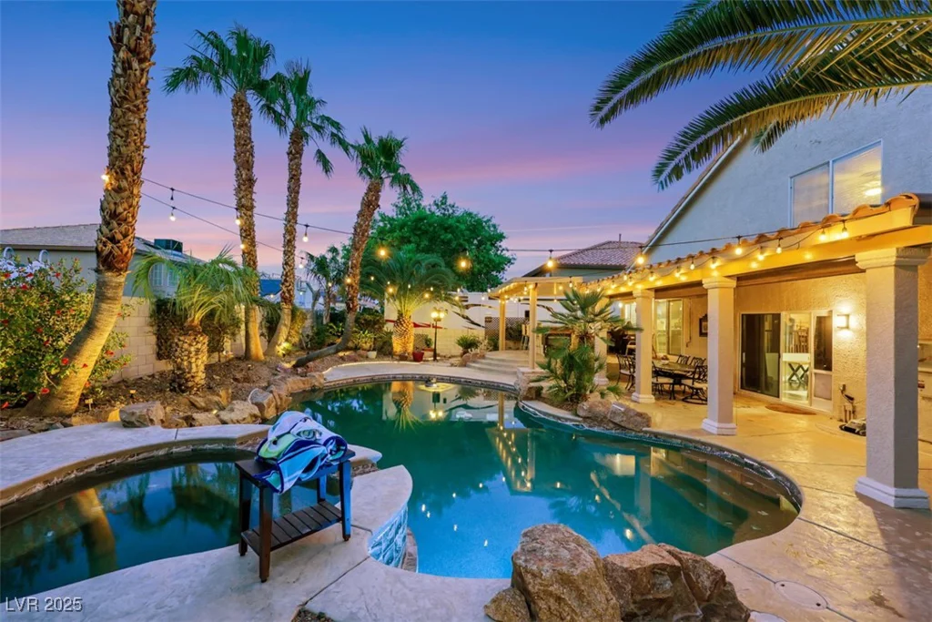 8224 Fawn Meadow, Las Vegas, NV 89149