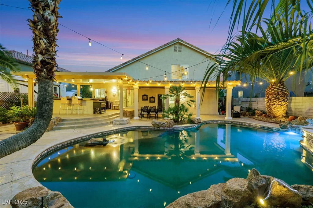8224 Fawn Meadow, Las Vegas, NV 89149