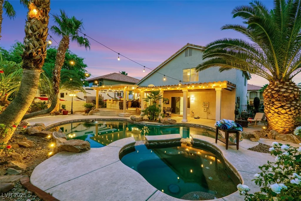 8224 Fawn Meadow, Las Vegas, NV 89149
