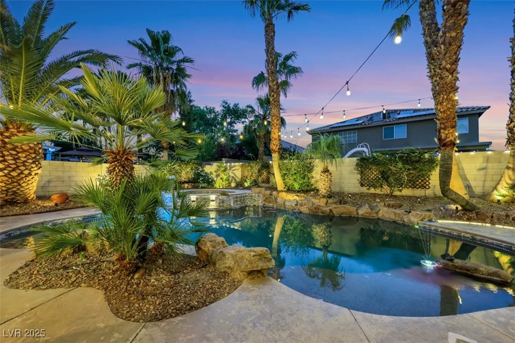 8224 Fawn Meadow, Las Vegas, NV 89149