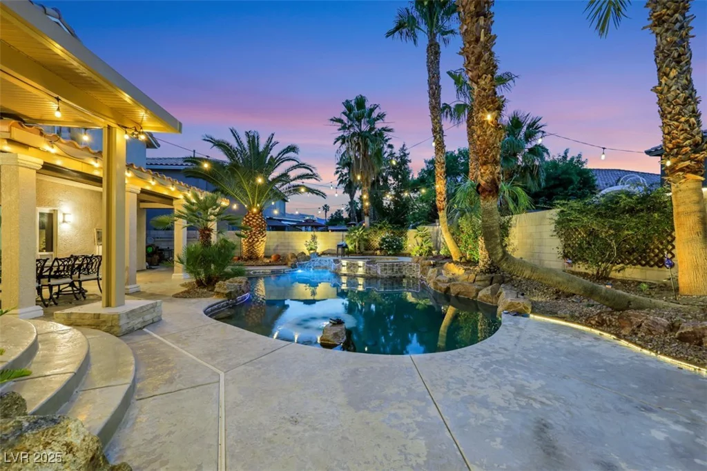 8224 Fawn Meadow, Las Vegas, NV 89149