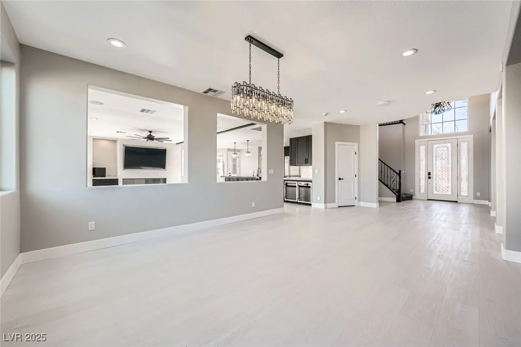 3892 Pasilla, Las Vegas, NV 89118