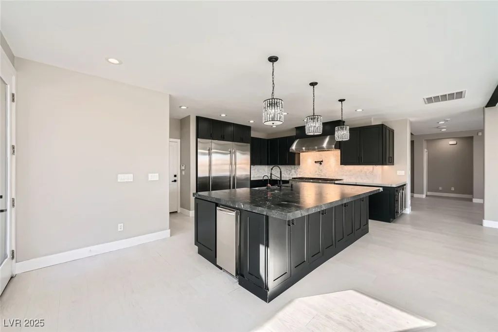 3892 Pasilla, Las Vegas, NV 89118