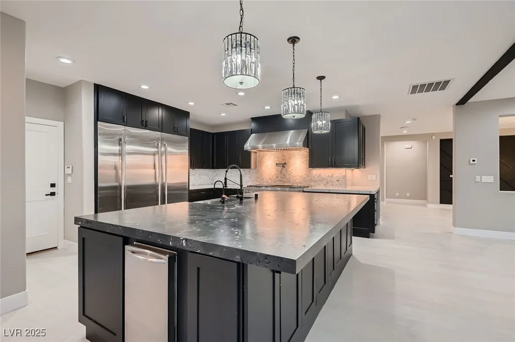 3892 Pasilla, Las Vegas, NV 89118