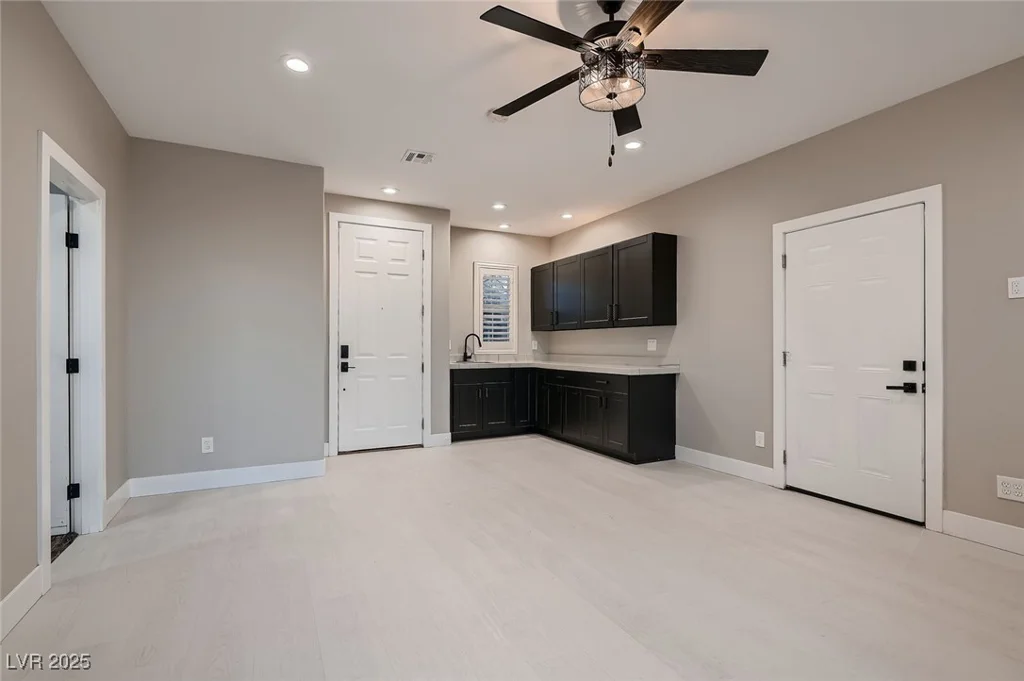 3892 Pasilla, Las Vegas, NV 89118