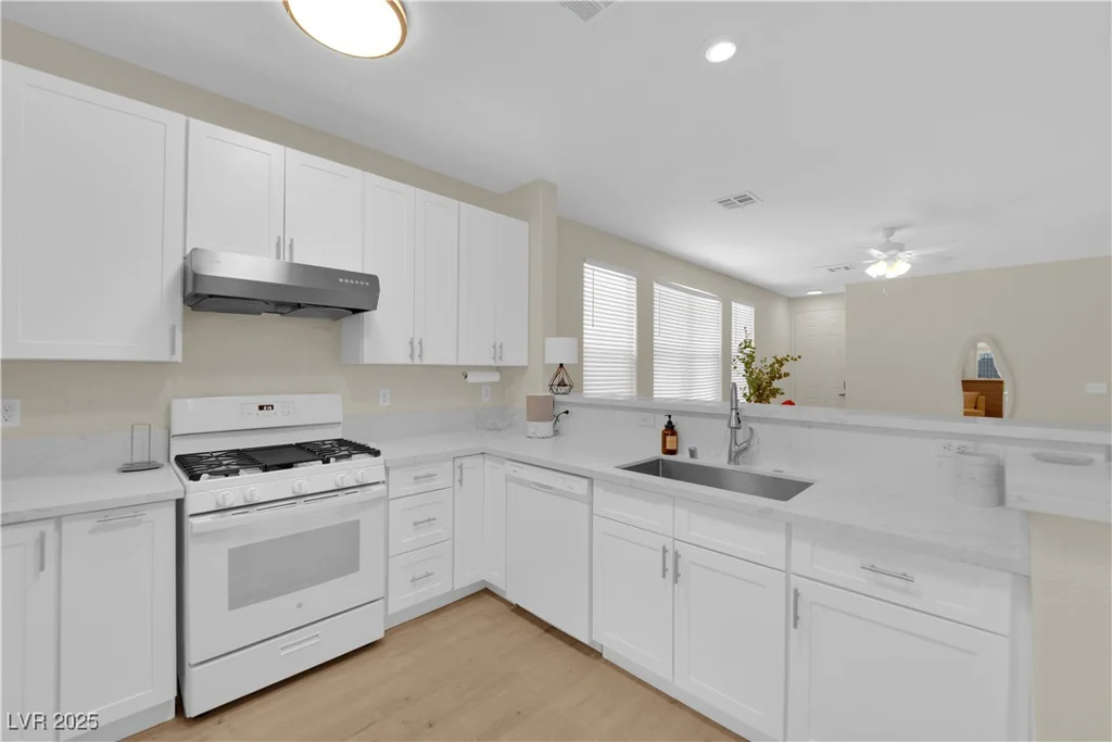 2633 Spider Cactus, Las Vegas, NV 89106