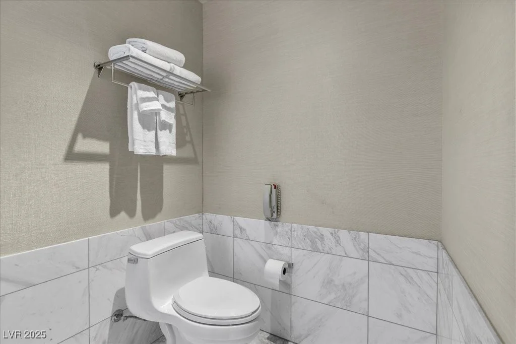 4381 Flamingo, Las Vegas, NV 89103