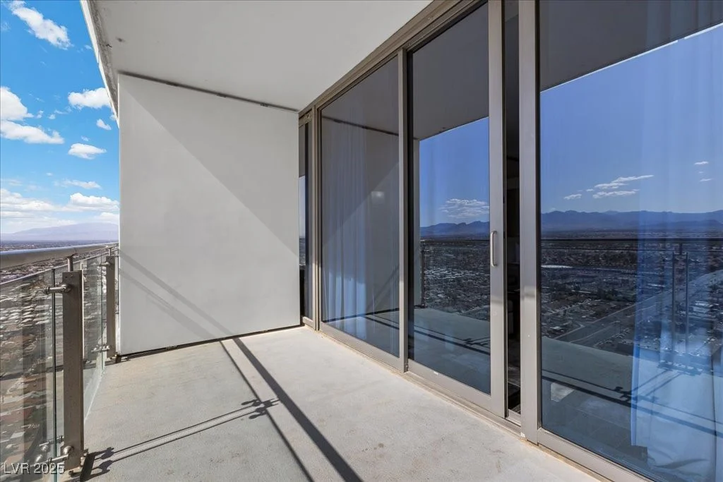 4381 Flamingo, Las Vegas, NV 89103