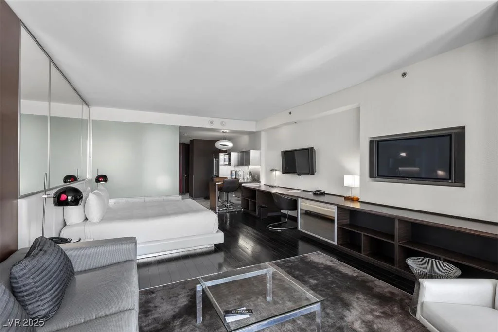 4381 Flamingo, Las Vegas, NV 89103