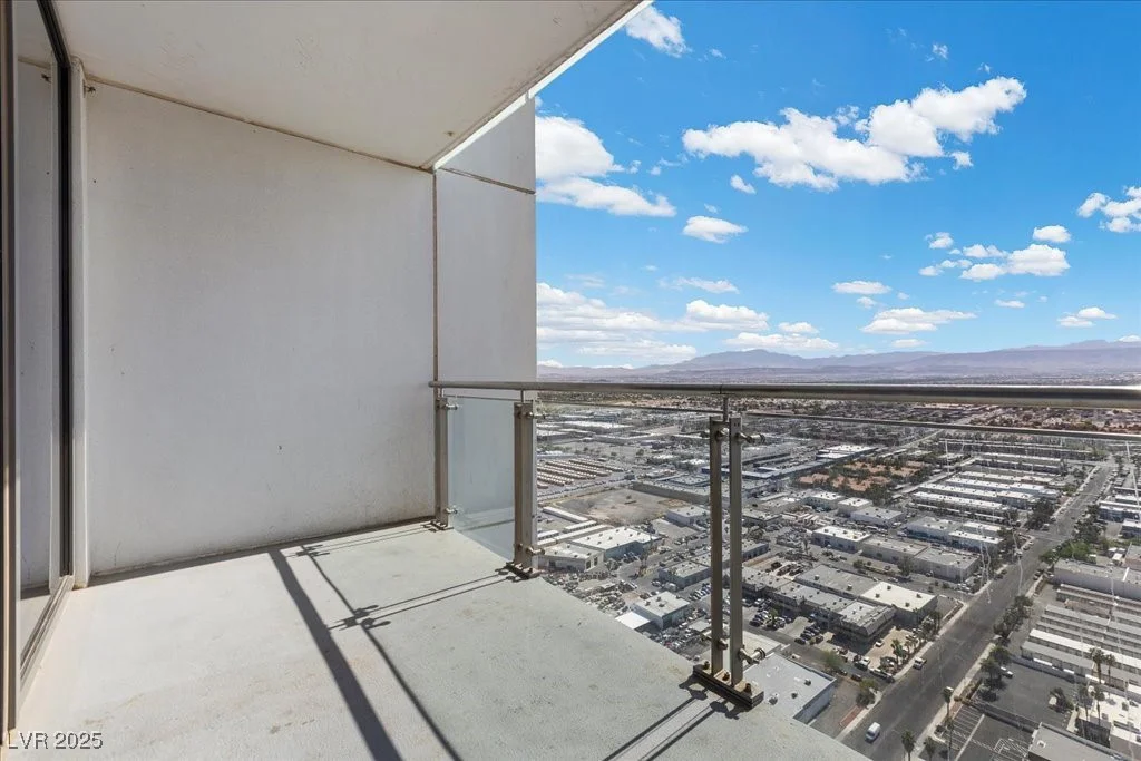 4381 Flamingo, Las Vegas, NV 89103