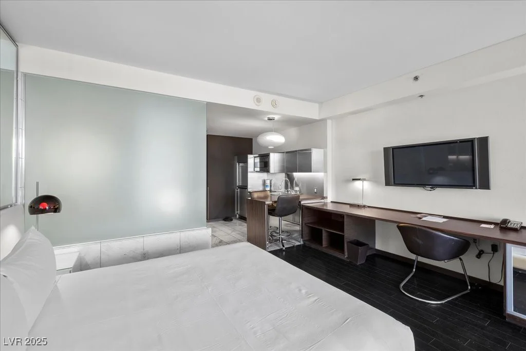 4381 Flamingo, Las Vegas, NV 89103