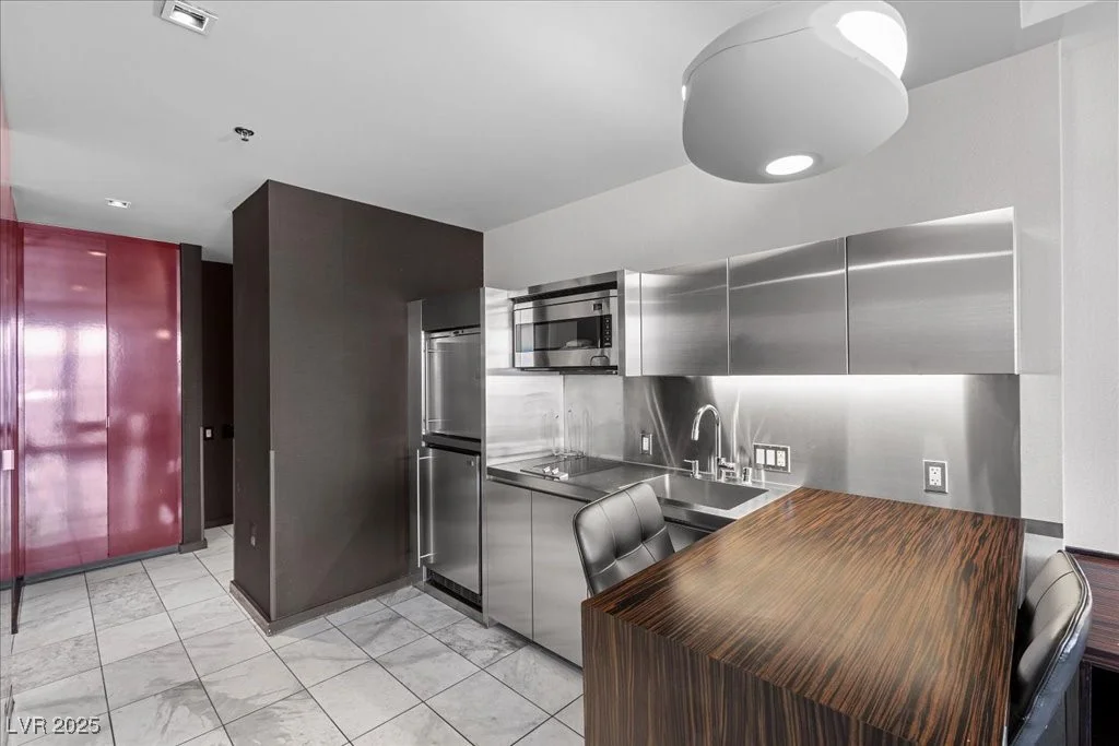 4381 Flamingo, Las Vegas, NV 89103