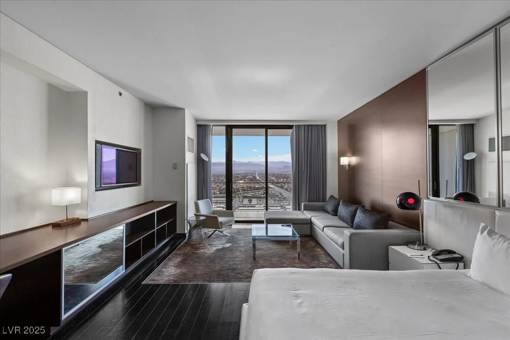 4381 Flamingo, Las Vegas, NV 89103