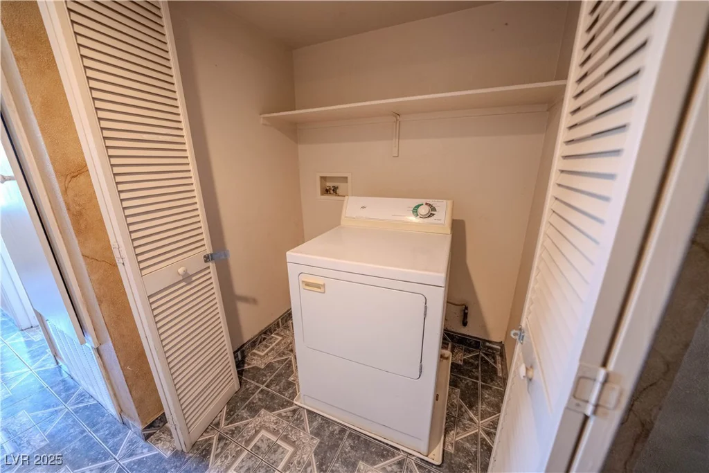2906 Cedar, Las Vegas, NV 89101