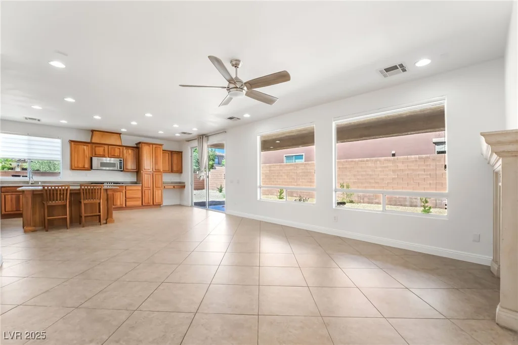512 Los Dolces, Las Vegas, NV 89138