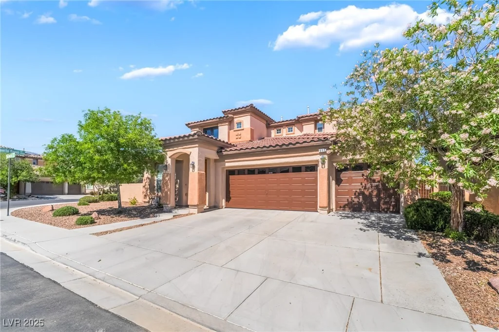 512 Los Dolces, Las Vegas, NV 89138