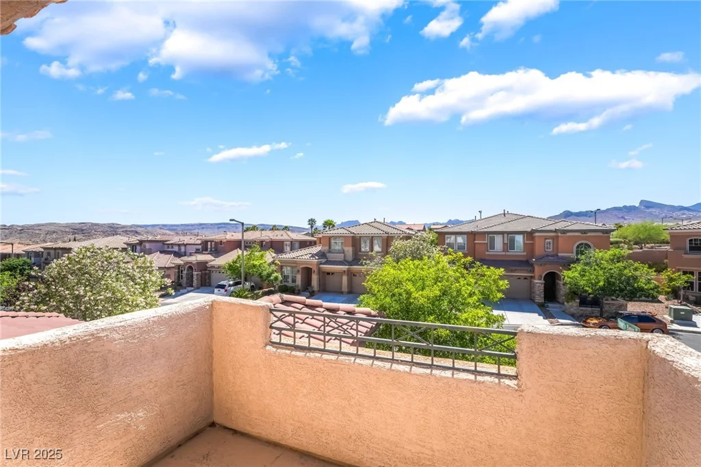 512 Los Dolces, Las Vegas, NV 89138