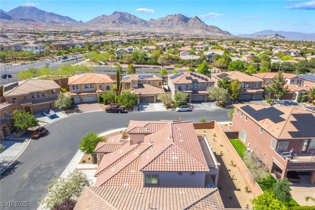 512 Los Dolces, Las Vegas, NV 89138