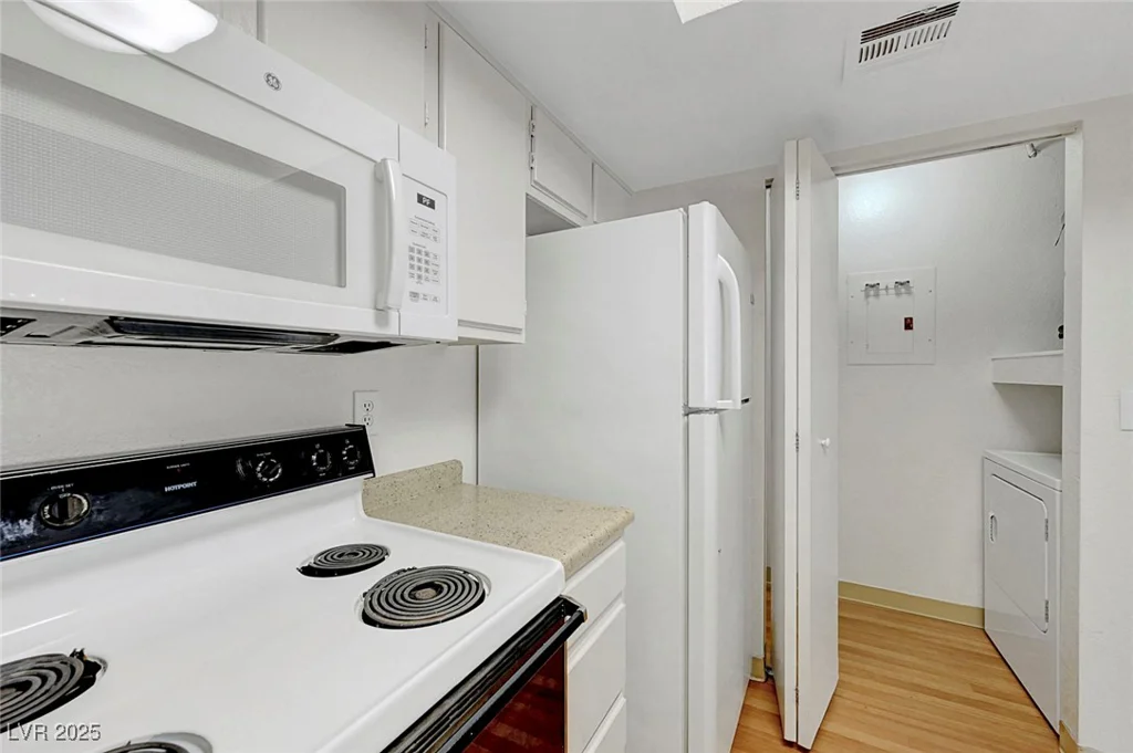 8600 Charleston, Las Vegas, NV 89117